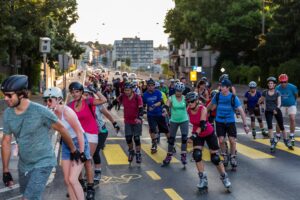 Personen am Inline Skaten in Bern