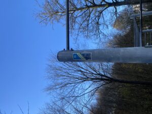 Schild Calisthenics-Parks.com auf der Street-Workout-Anlage Bodenweid